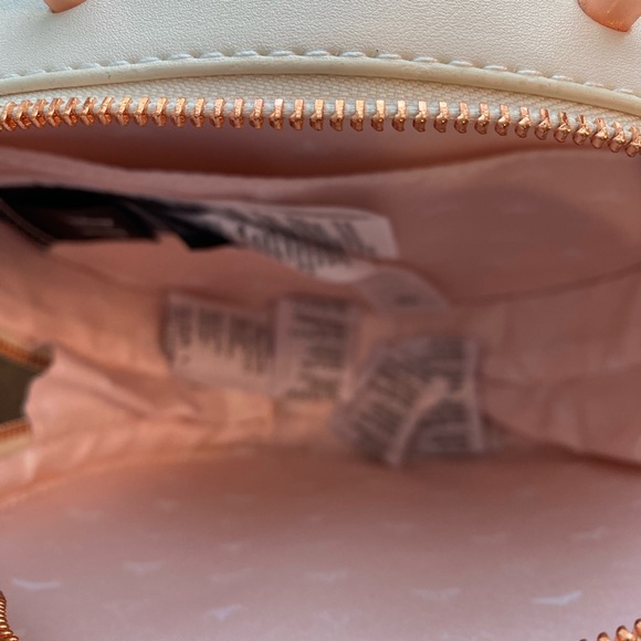 Disney NWT Loungefly Purse - Picture 7 of 8